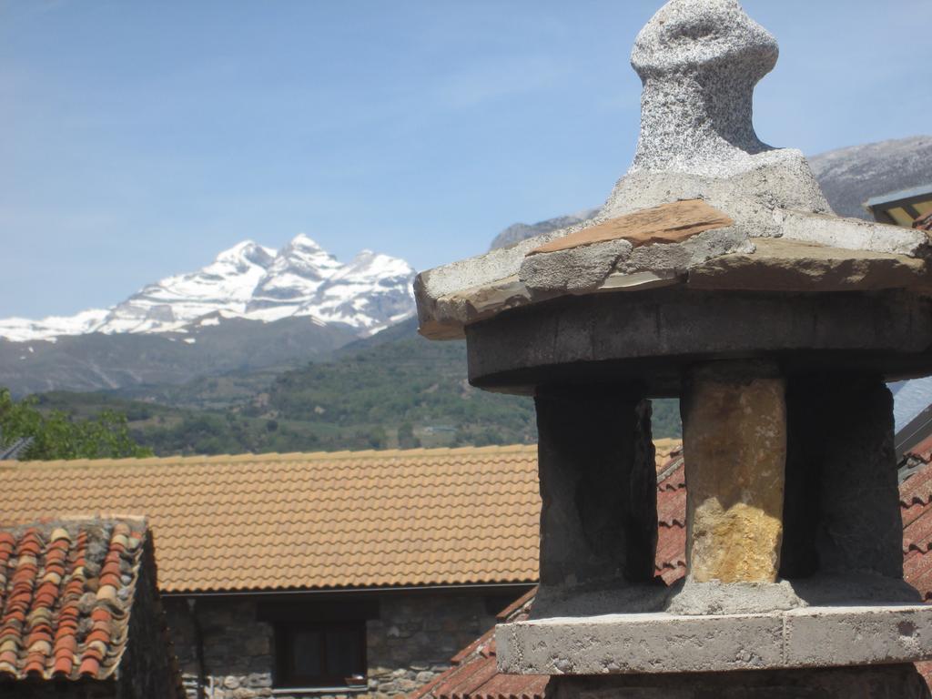 Casa Rural " El Retiro" Laspuña Chambre photo